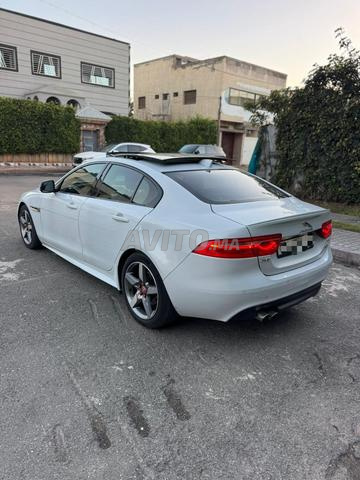 جاكوار XE R-Sport فل أوبشن - 2