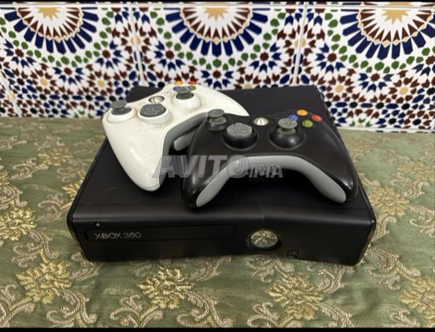 Console Xbox 360 en bon état à Oued Zem