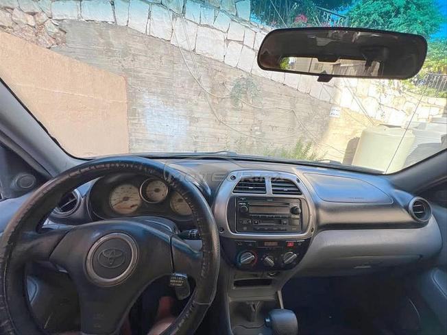 Toyota RAV-4 Essence Automatique 2004 à Mohammedia