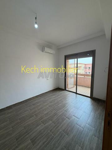 Joli appartement 2 chambres vide location