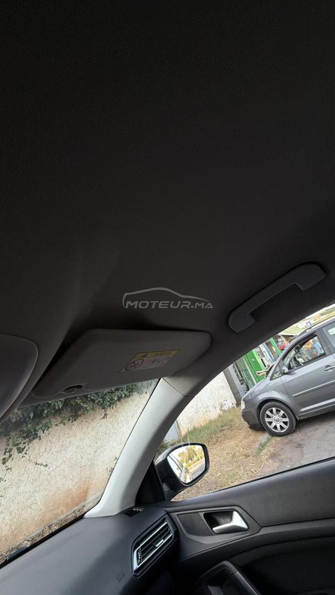 Peugeot 308 Diesel Manuelle 2016 à Rabat