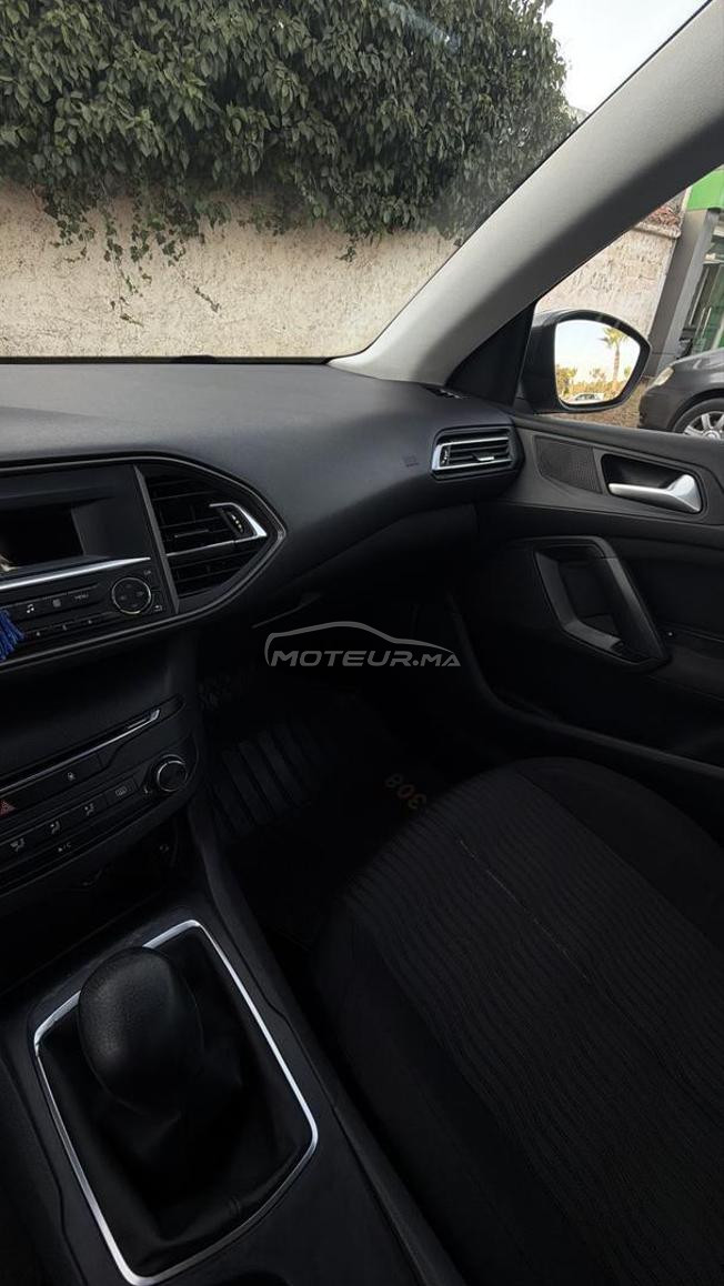 Peugeot 308 Diesel Manuelle 2016 à Rabat