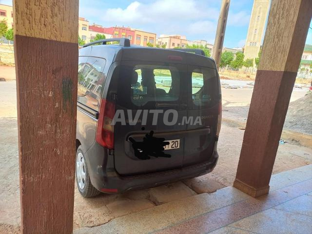 Dacia Dokker Diesel Manuelle 2017 à Boufkrane - 2