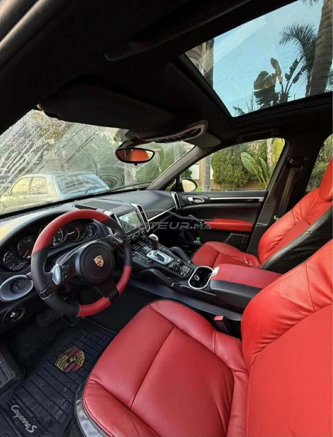 porshe cayenne 2012