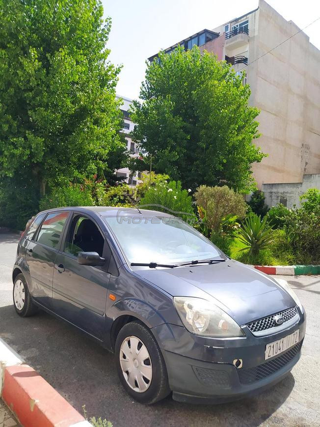 Ford Fiesta a vendre en bon état 