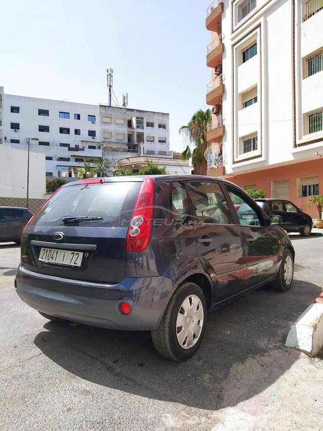 Ford Fiesta a vendre en bon état 