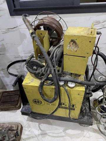 Poste à souder professionnel à fil Marque italie