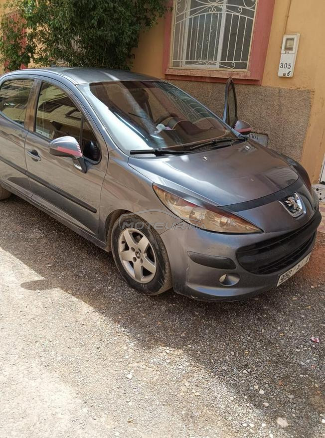 Peugeot 207 Essence Manuelle 2009 à Errachidia