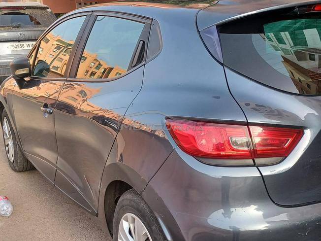 Renault Clio Essence Manuelle 2019 à Marrakech