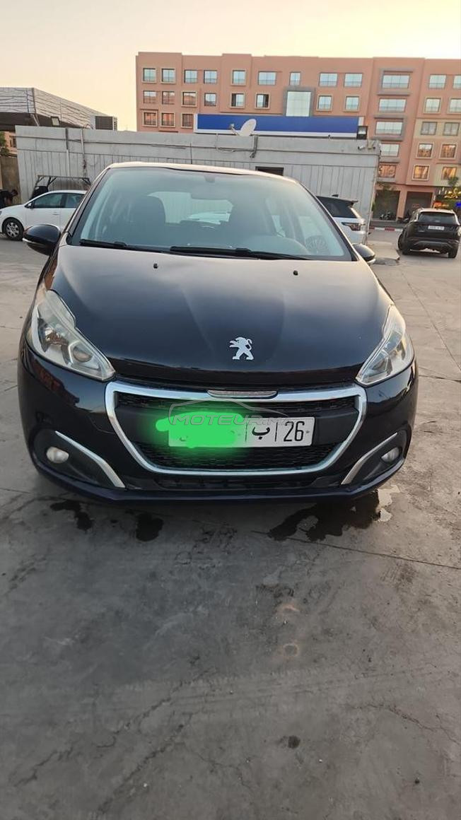Peugeot 208 Diesel Manuelle 2018 à Marrakech