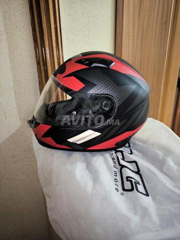Casque moto intégral HJC - 2