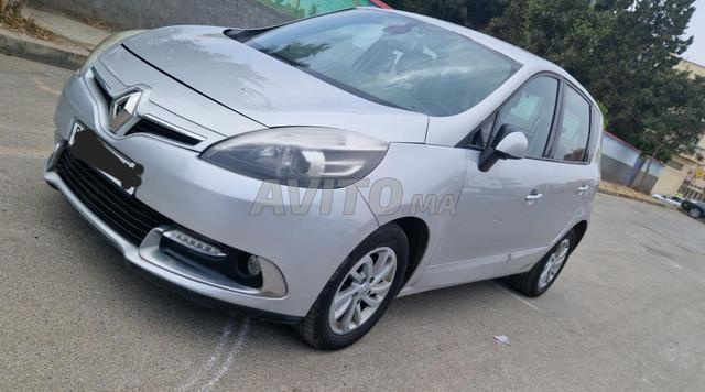 Renault Scenic - 2