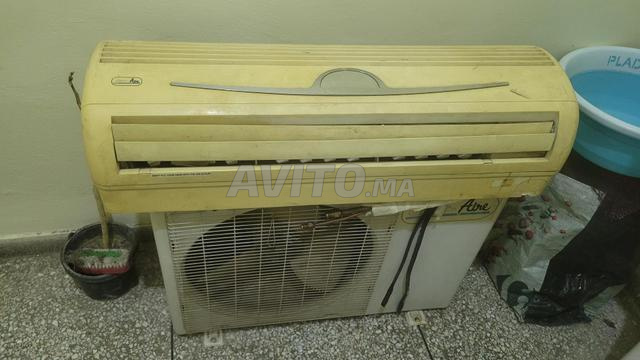 مكيف سبليت يونيت 9000 وحدة حرارية بريطانية – حار/بارد
