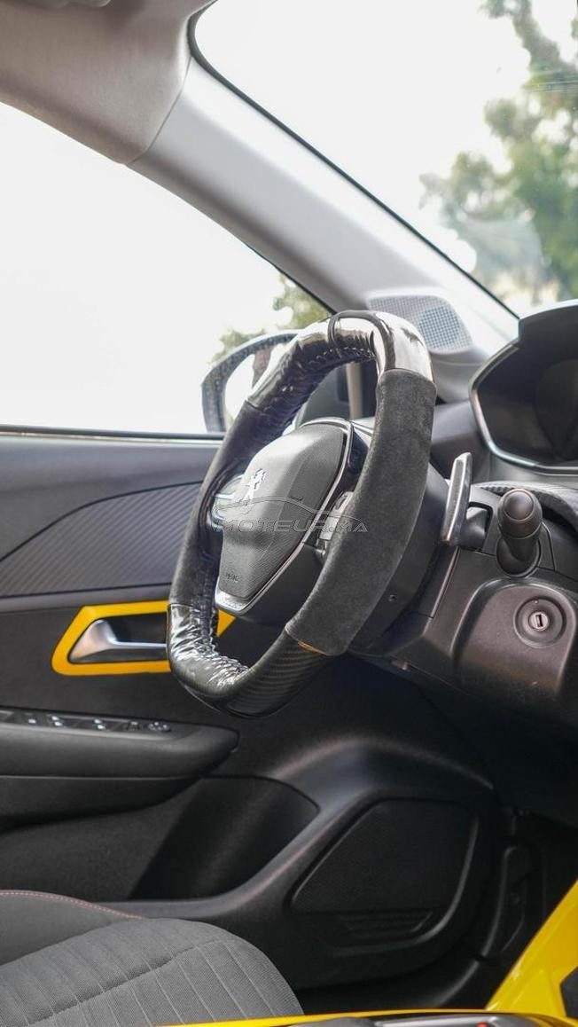 Peugeot 208 automatique 