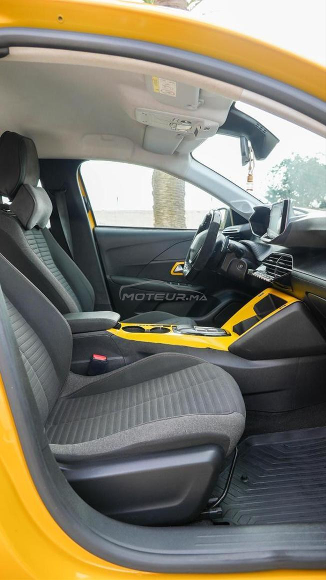 Peugeot 208 automatique 