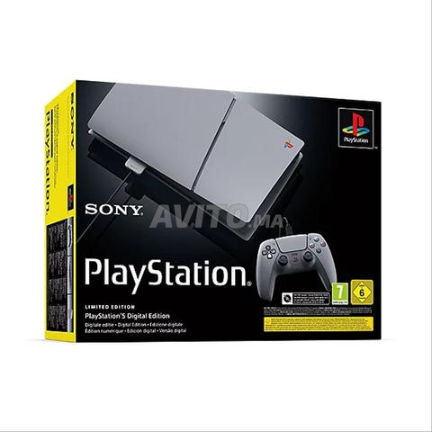 PlayStation 5 Slim 30ème Anniversaire Flashable - 2
