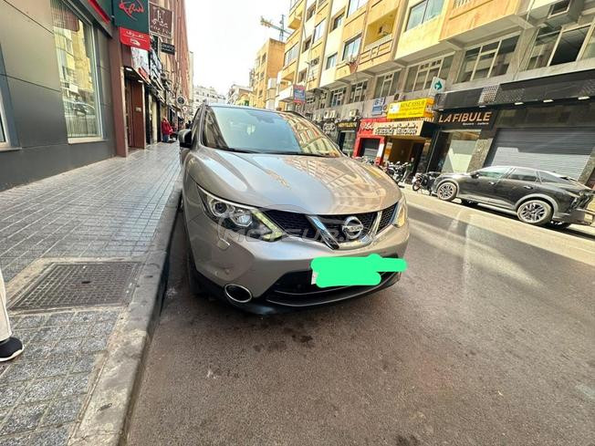 À vendre – Nissan Qashqai 2015 en excellent état 