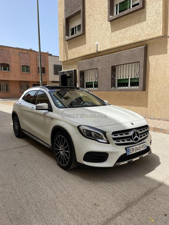 Mercedes-Benz GLA 220d WhiteArt Edition 2017 🇫🇷 