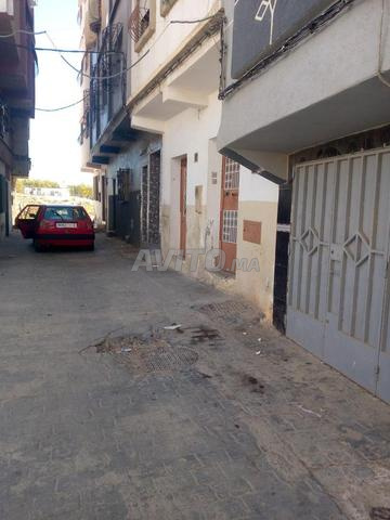 دار حرة للبيع قرب سوق حومة الشوك بالكراج - 2