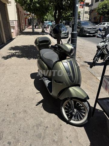 Moto toujours propre - 2