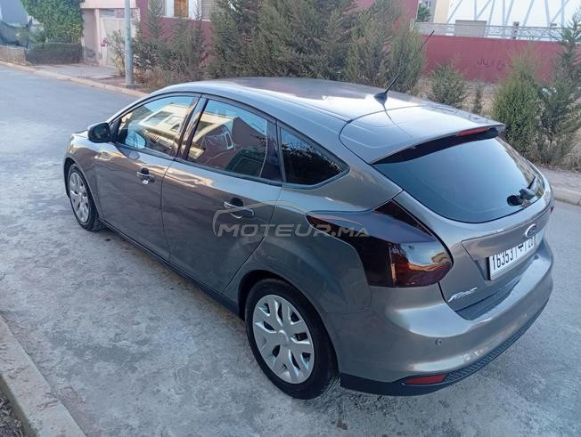ford focus  num 