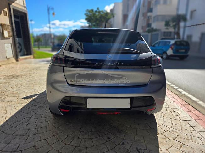 Peugeot 208 Allure 1.6 HDI 115 CH 
