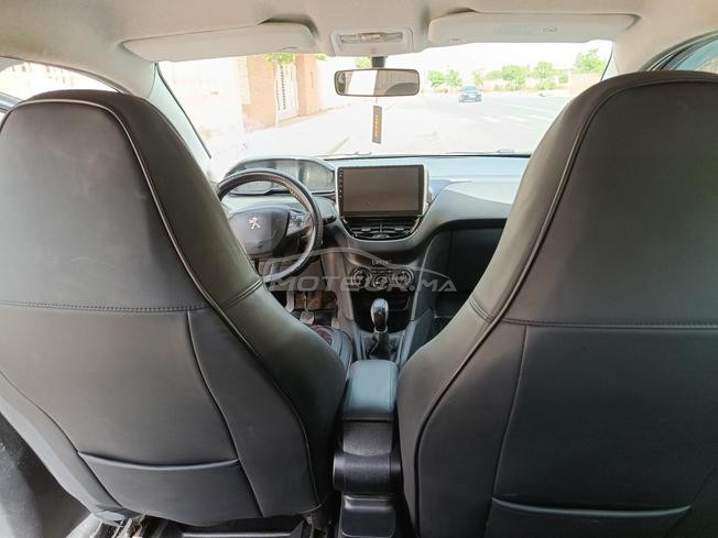 🚗 Peugeot 208 2014 Diesel - Très bon état