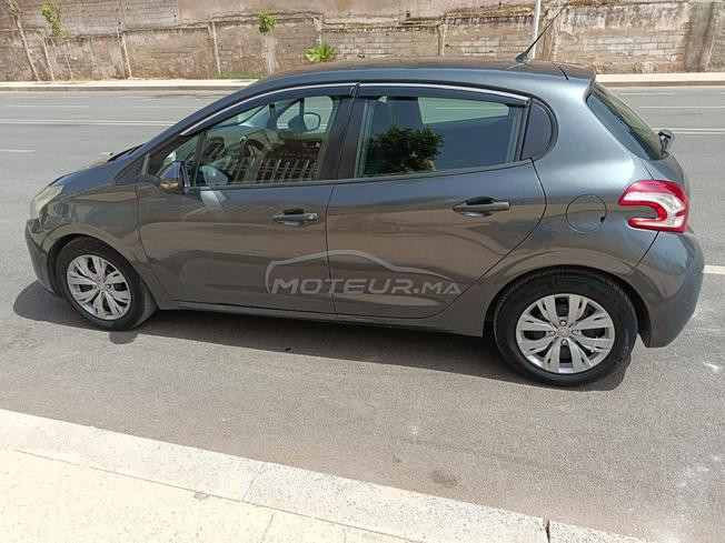 🚗 Peugeot 208 2014 Diesel - Très bon état