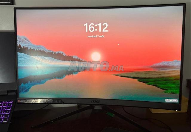 Écran Gaming MSI Optix MAG271CR 27'' 144Hz 1ms - 2