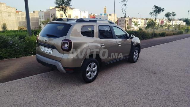 Dacia duster 2019 première main - 2