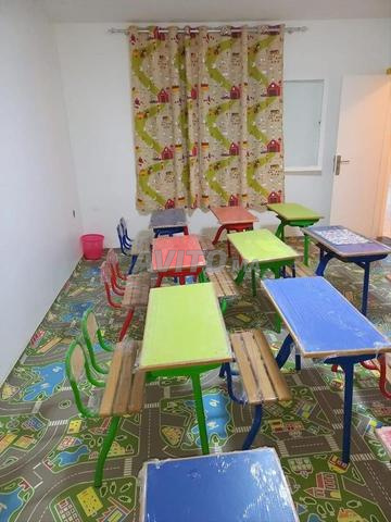 تجهيز المدارس\Table pupitre double places en stock