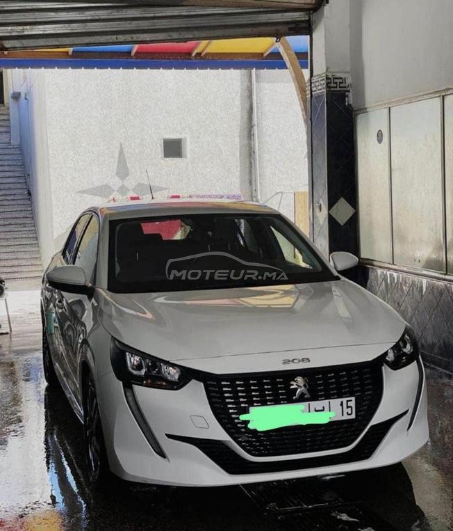 Peugeot 208 de très bonne état 