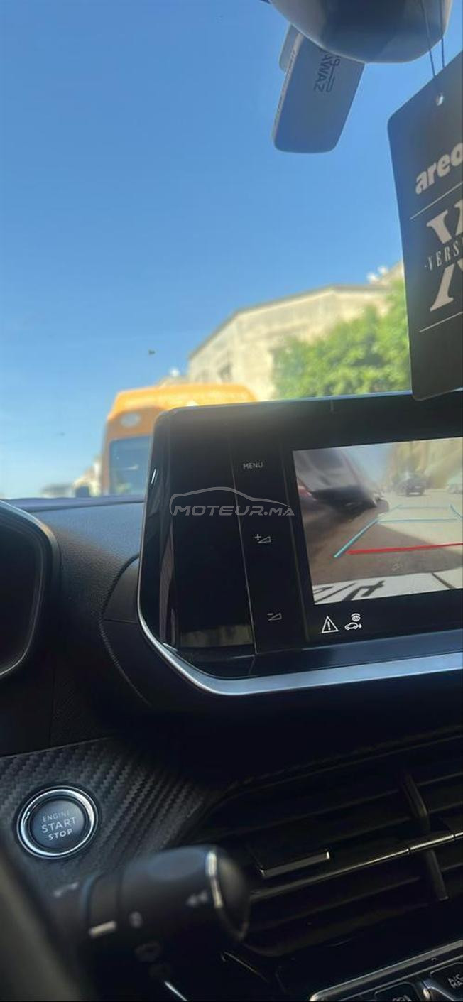 Peugeot 208 de très bonne état 