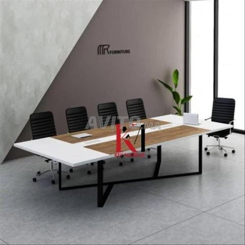 طاولة اجتماعات عصرية - 2