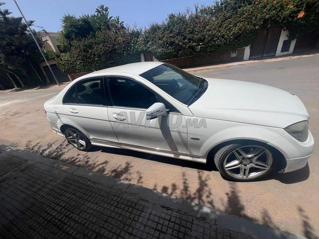 Mercedes 220 modèle 2008 dédouanée 2009 - 2