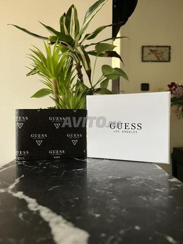 Portefeuille Guess Avec boite - 2