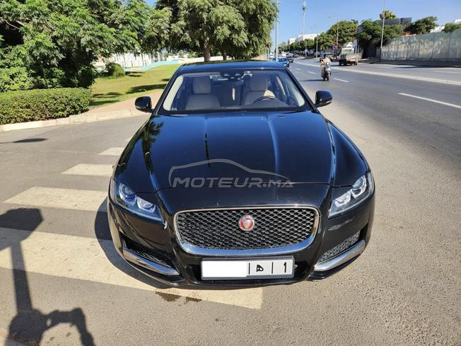 Jaguar xf 20d - Premiere main