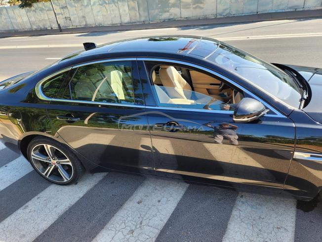 Jaguar xf 20d - Premiere main