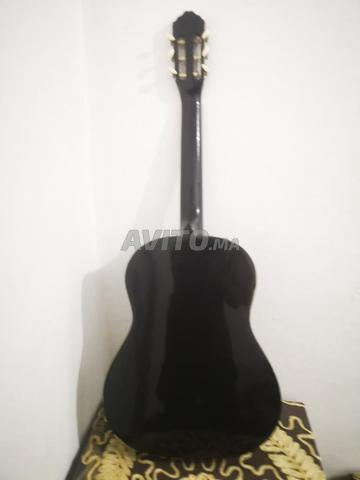 Guitare classique noire avec sac - 2