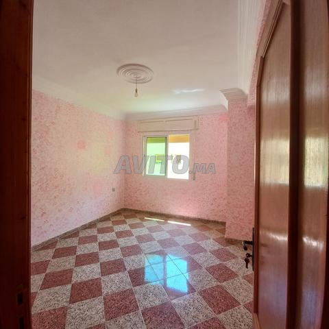 Appartement 3 chambres 93 m² ascenseur syndic balcon logement moyen