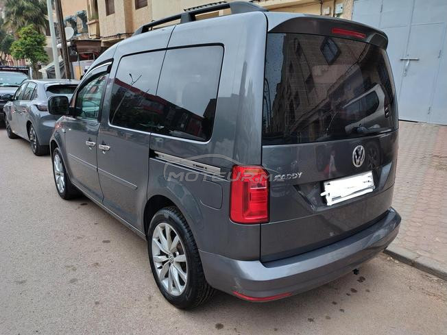 Volkswagen caddy mod 2021 en excellent état 