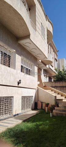 Villa à vendre à Hay Riad près de L'UNICA1 - 2