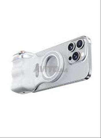 POIGNÉE MAGNÉTIQUE POUR CAMÉRA FUN SHOT MAGNETIC GRIP 2 NOIR ARGENT