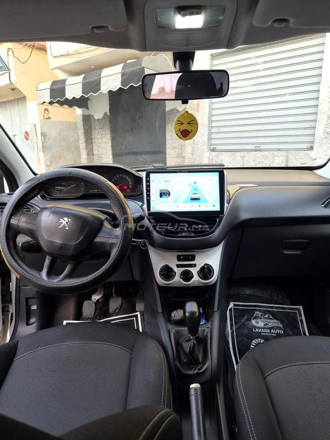 peugeot 208 bon etat 