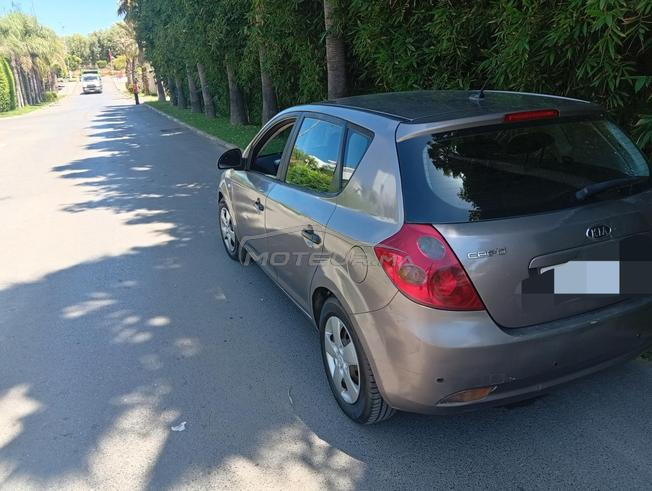 KIA  mazout 6 cv 2010