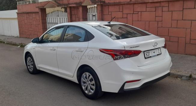 hyundai accent.  deissel. 2021
