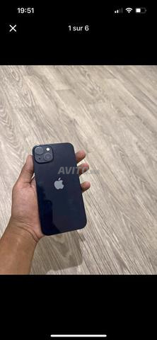 iPhone 13 normal bon état - 2