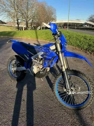 Yamaha WR250F 2022 – État d'origine, neuve.