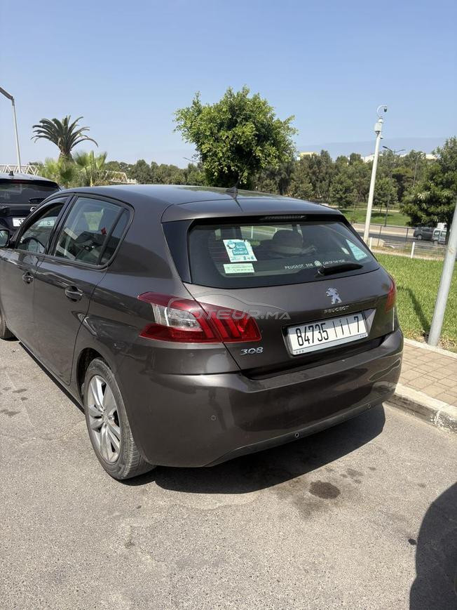 Peugeot 308 version Active en très bon état 