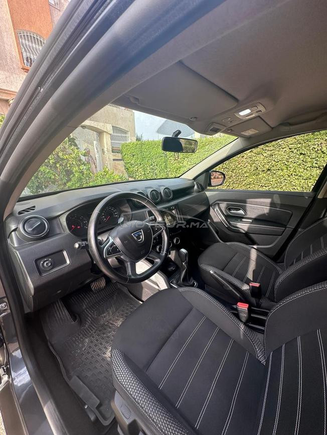 Dacia duster automatique excellent état à vendre